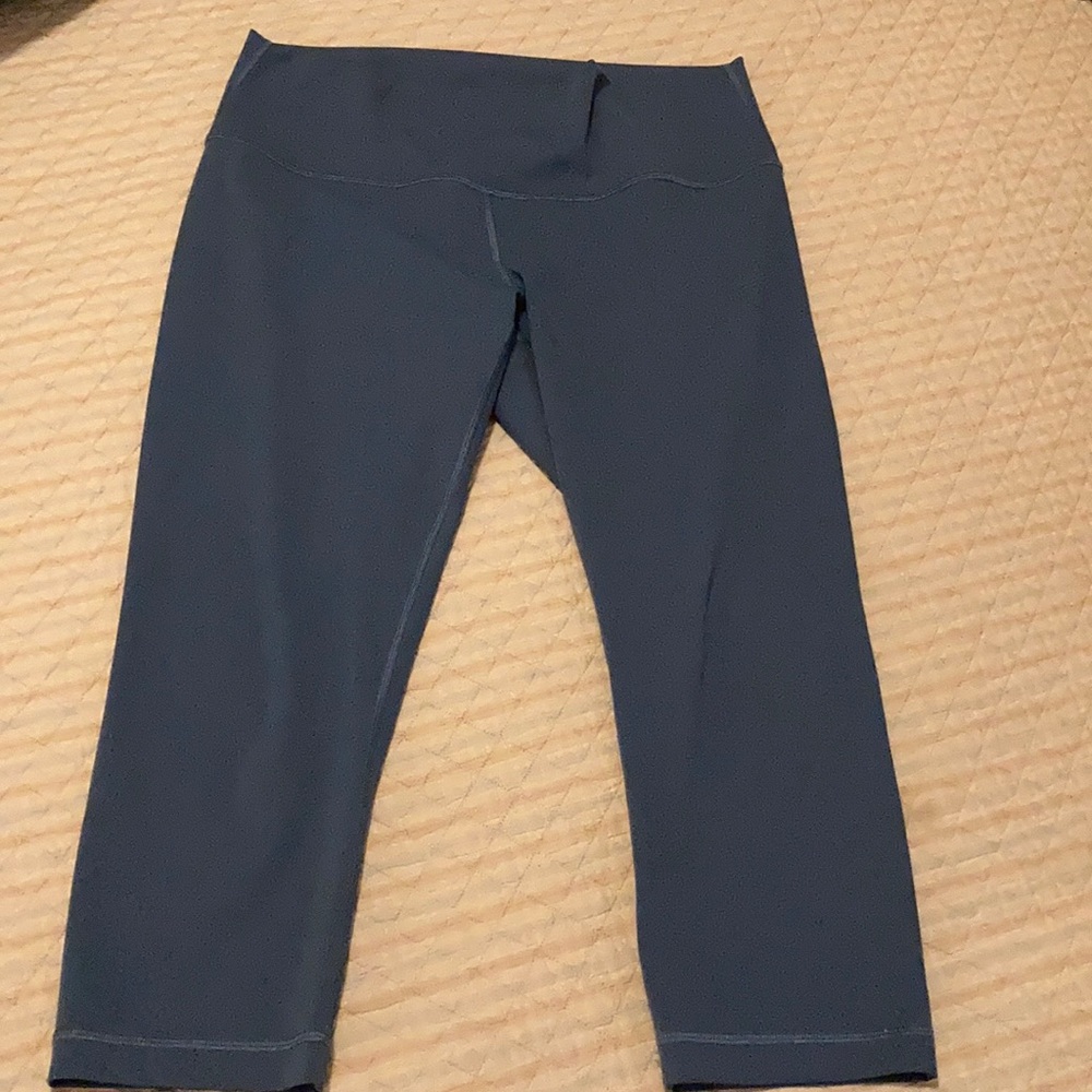 Lululemon Wunder Under high waisted blue size 12